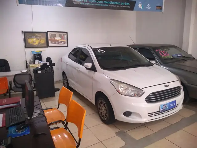Carro Ford Ka Sedan 2015 SE Plus 1.0 (Flex)
