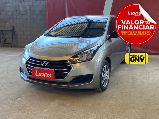 Carro Hyundai HB20S 2017 1.0 Comfort Style Turbo (Flex)
