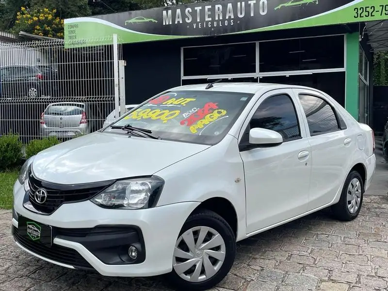 Toyota Etios X Plus 1.5 (Aut) (Flex)