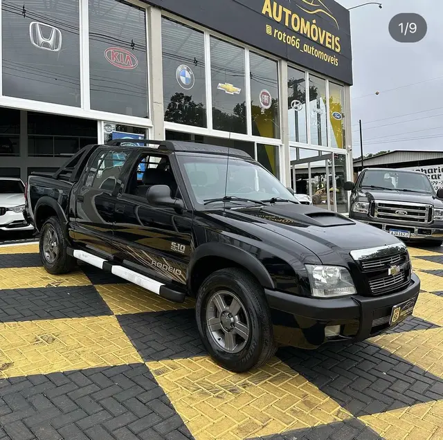 Carro Chevrolet S10 Cabine Dupla 2011 S10 Rodeio 2.4 Flexpower 4X2 (Cab Dupla)