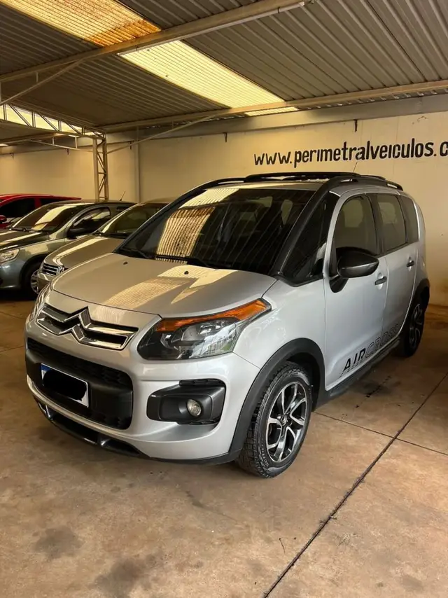 Carro Citroën C3 2015 Exclusive 1.5 8V (Flex)