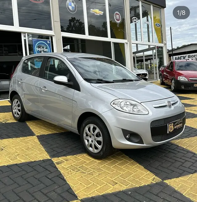 Carro Fiat Palio 2013 Attractive 1.4 8V (Flex)