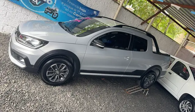 Carro Volkswagen Saveiro 2020 Cross 1.6 16v MSI CD (Flex)