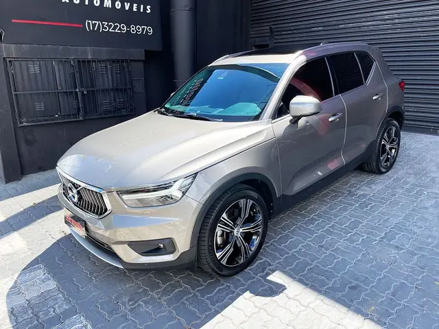 Carro Volvo XC40 2021 T-4 INSCRIPTION 2.0 190cv FWD