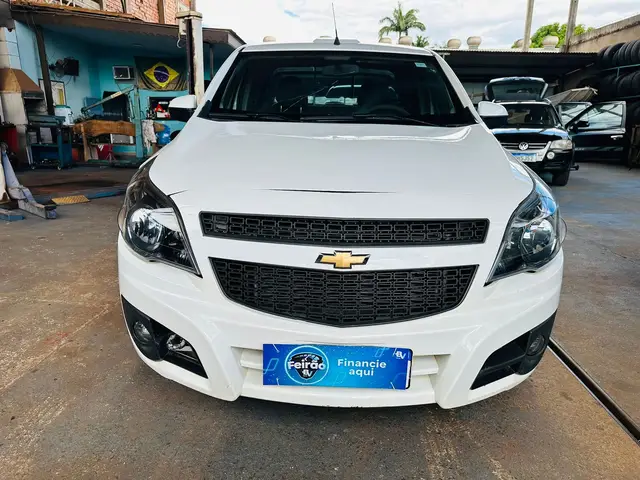 Carro Chevrolet Montana 2014 LS 1.4 (Flex)