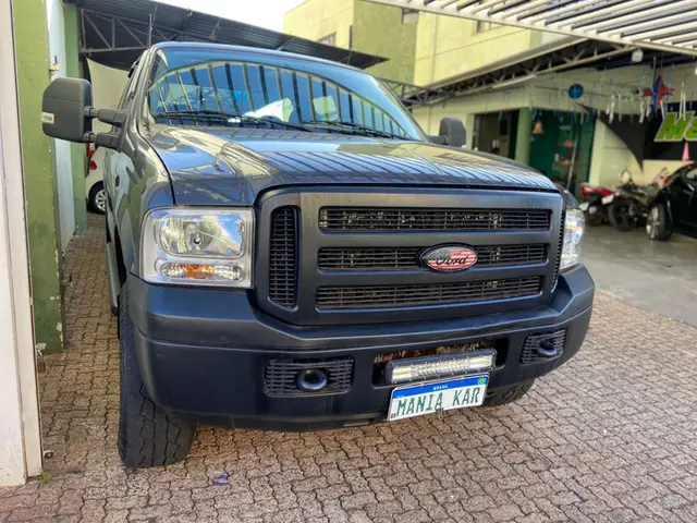 Carro Ford F-250 2007 XLT 4x4 3.9 (Cab Dupla)