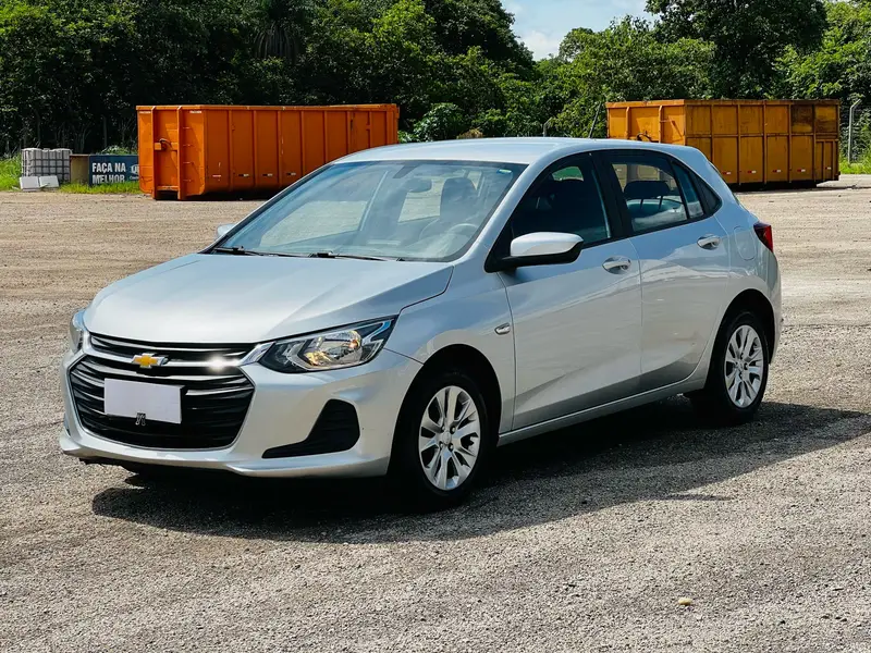Chevrolet Onix Plus JOY Plus 1.0 8V 4p Flex Mec.
