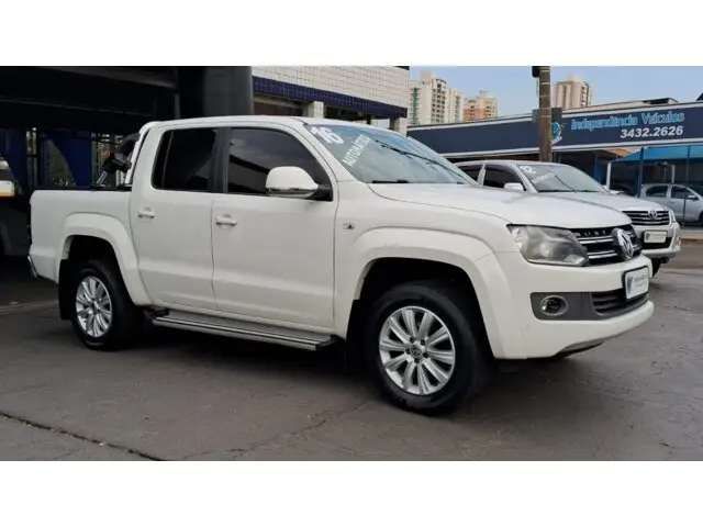 Volkswagen Amarok 2.0 CD 4x4 TDi Highline (Aut)