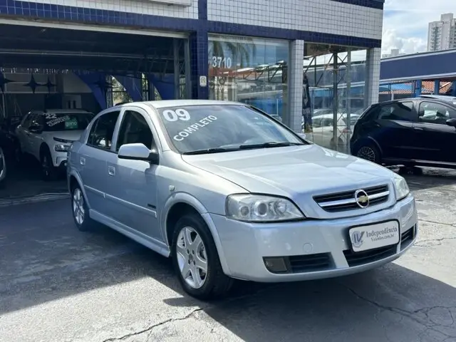 Chevrolet Astra Hatch Advantage 2.0 (Flex)