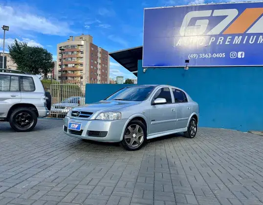 Carro Chevrolet Astra Hatch 2009 Advantage 2.0 (Flex)