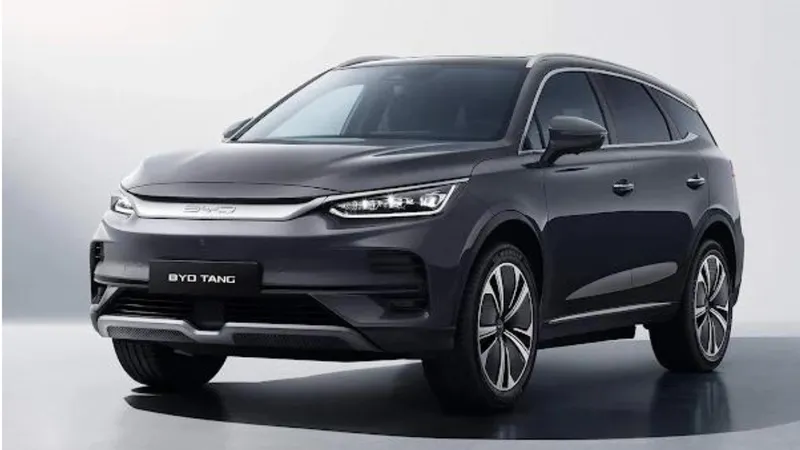 BYD Tan 2024 atualiza bateria e promete mais de 500 km de autonomia 