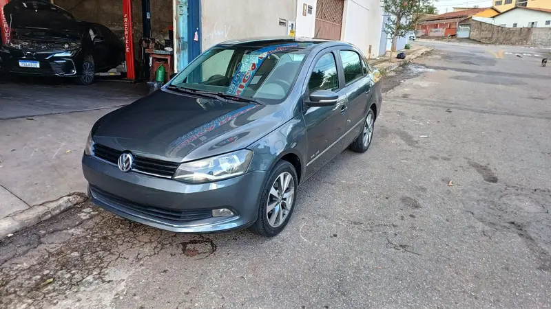Volkswagen Voyage 1.6 VHT Highline (Flex)