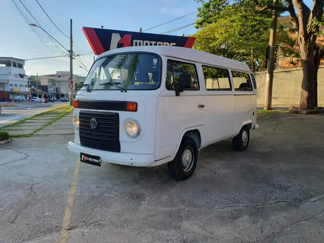 Carro Volkswagen Kombi Furgão 2013 Kombi Furgao 1.4 (Flex)