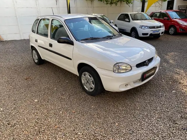 Carro Chevrolet Corsa Hatch 2001 Wind 1.0 MPFi 4p
