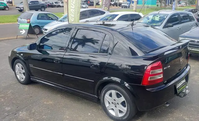 Carro Chevrolet Astra Hatch 2009 Advantage 2.0 Plus (Flex)