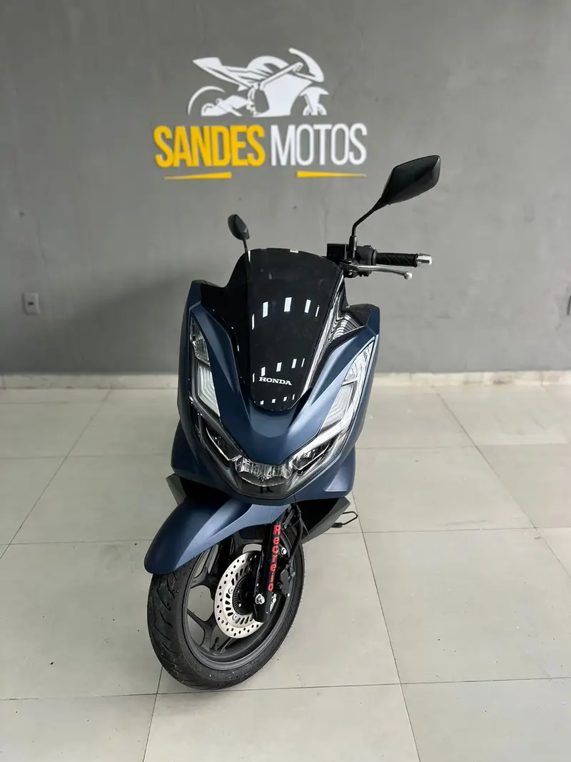 Honda PCX 160 DLX ABS