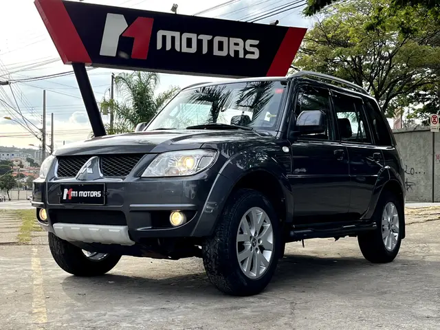 Carro Mitsubishi Pajero TR4 2014 2.0 16V 4X4 (Flex) (Aut)