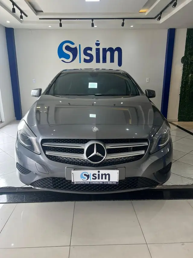 Carro Mercedes-Benz Classe A  2014 200 Style 1.6 DCT Turbo