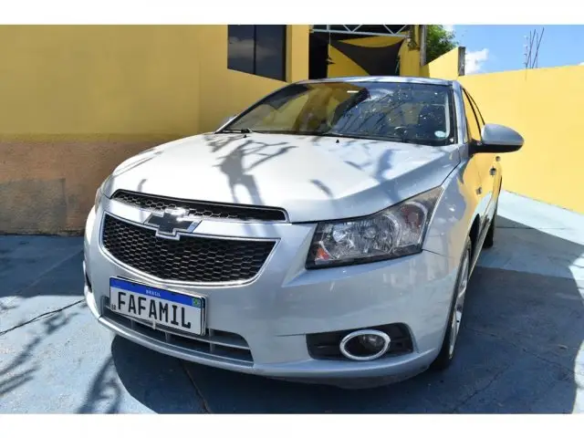 Carro Chevrolet Cruze 2012 LT 1.8 16V Ecotec (Flex)