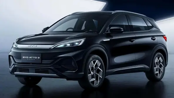 Nova linha do SUV chega ao mercado chinês para competir no segmento a combustão