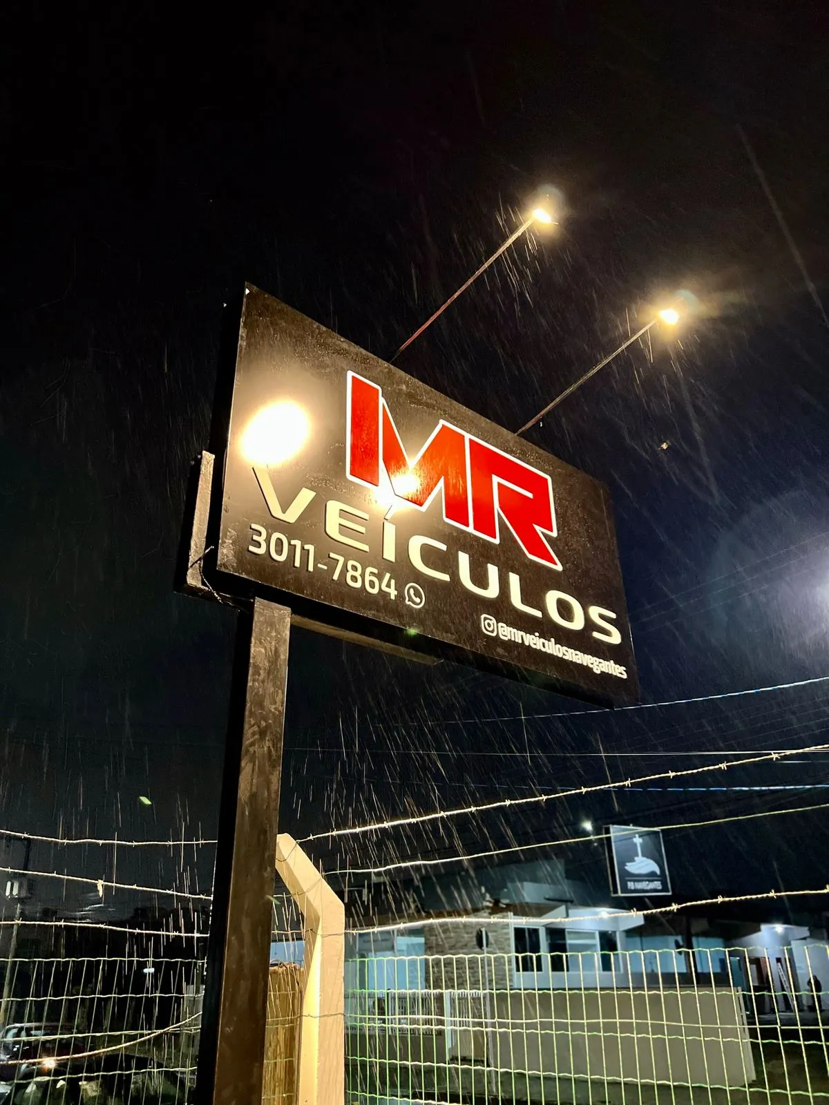 Fachada da loja MR VEICULOS MULTIMARCAS - Navegantes - SC