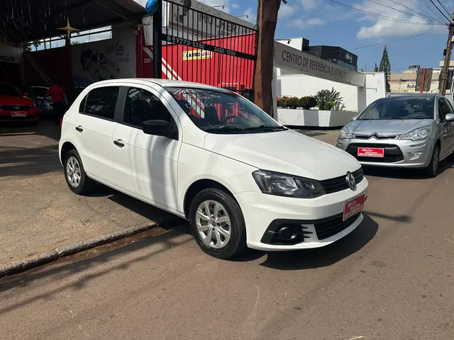 Carro Volkswagen Gol 2017 1.0 MPI Trendline 12V 5p (Flex)