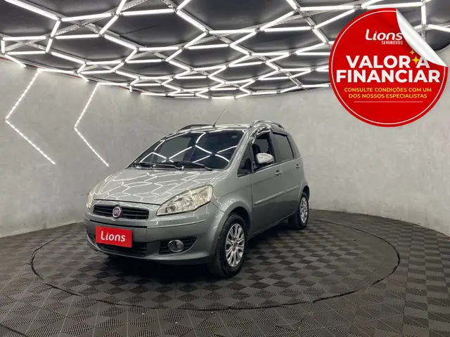 Carro Fiat Idea 2012 Attractive 1.4 8V (Flex)