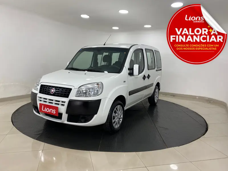 Fiat Doblò Essence 1.8 5L (Flex)