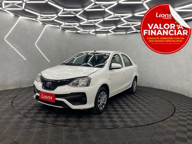 Carro Toyota Etios Sedan 2020 X 1.5 (Flex)