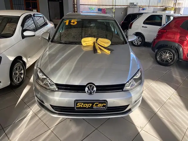 Carro Volkswagen Golf 2015 Comfortline 1.4 TSi