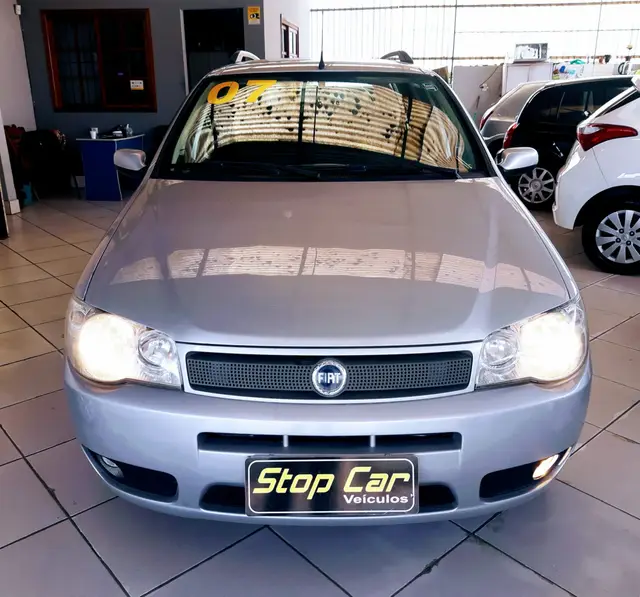 Carro Fiat Palio Weekend 2007 ELX 1.4 8V (Flex)