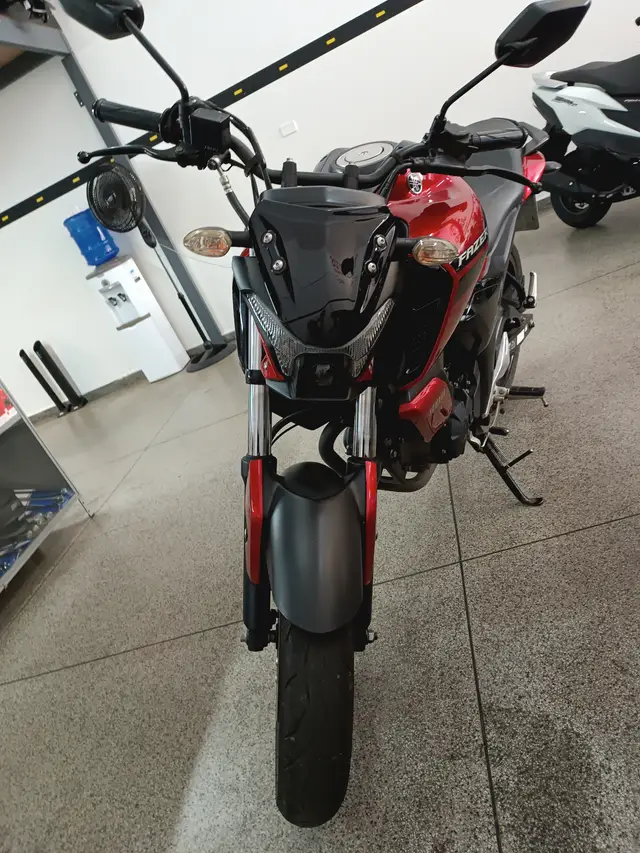 Moto Yamaha Fazer FZ15 2023 ABS