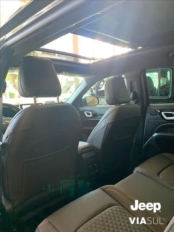 Jeep Commander Overland 1.3 T270
