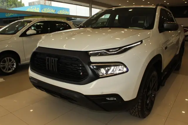 Carro Fiat Toro 2025 Ultra 2.0