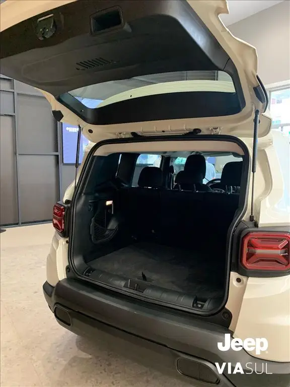 Jeep T270 1.3 Turbo 4x2