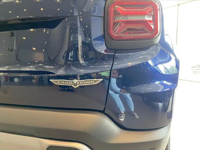 Carro Jeep Renegade 2024 Trailhawk T270 1.3 Turbo 4x4
