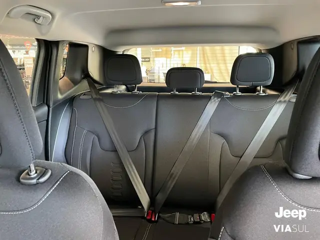 Carro Jeep Renegade 2024 T270 1.3 Turbo 4x2