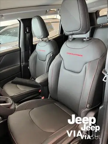 Carro Jeep Renegade 2024 Trailhawk T270 1.3 Turbo 4x4