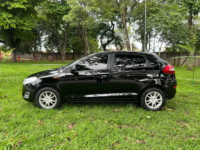 Carro CAOA Chery Celer 2013 Hatch 1.5 16V (Flex)