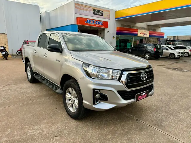Carro Toyota Hilux Cabine Dupla 2020 Hilux 2.8 TDI STD CD 4x4