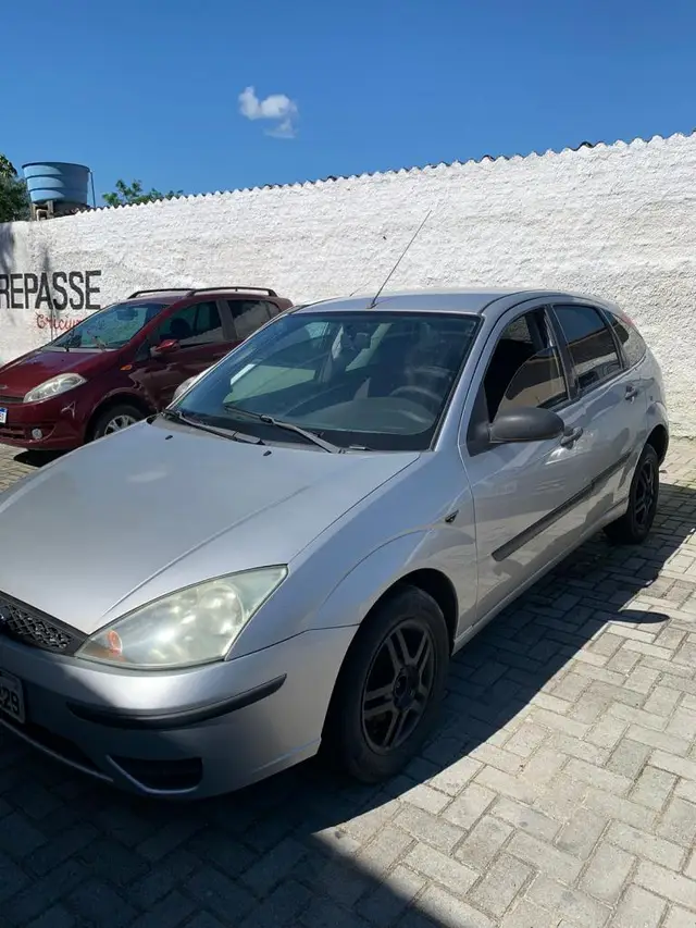 Carro Ford Focus Hatch 2009 GL 1.6 8V (Flex)