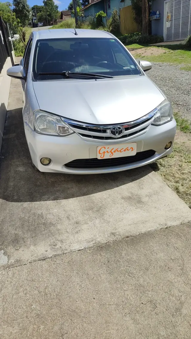 Carro Toyota Etios 2015 X 1.3 (Flex)