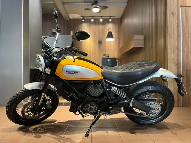 Carro Ducati Scrambler 2016 Classic
