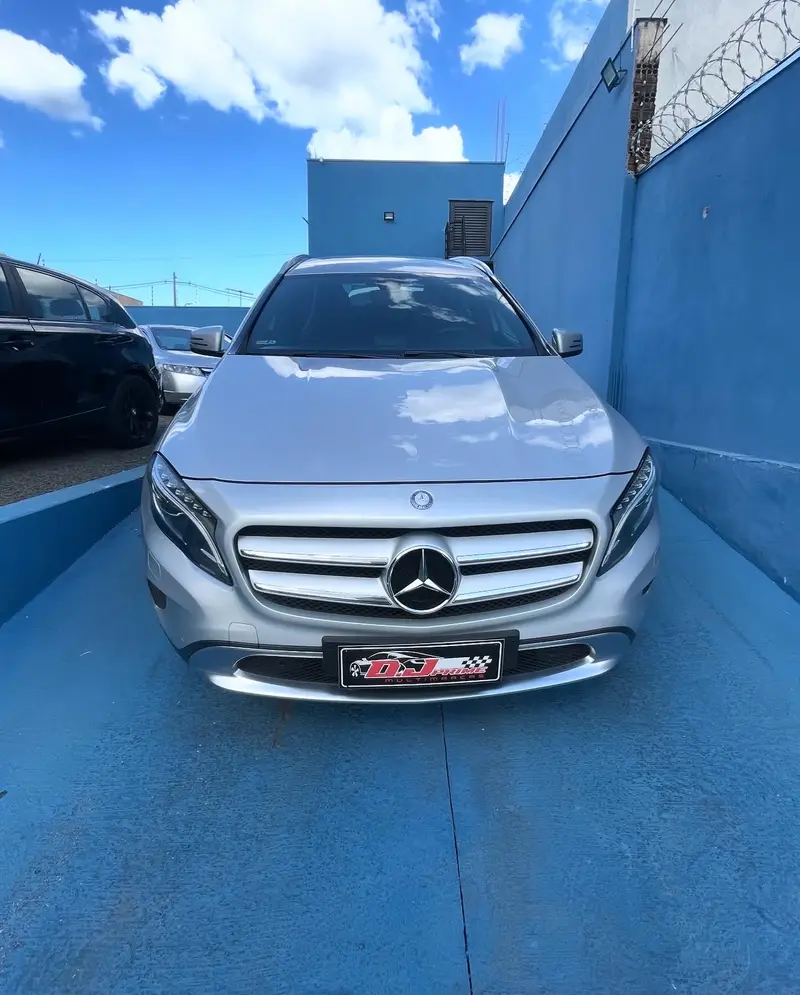 Mercedes-Benz GLA 200 GLA 200 1.6 Advance