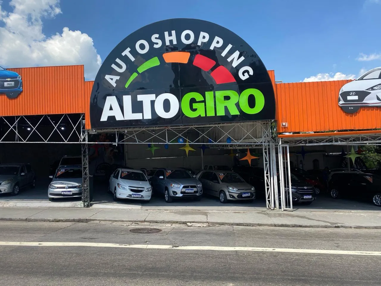 Fachada da loja Veículos à venda em ALTO GIRO - São Paulo - SP | Mobiauto