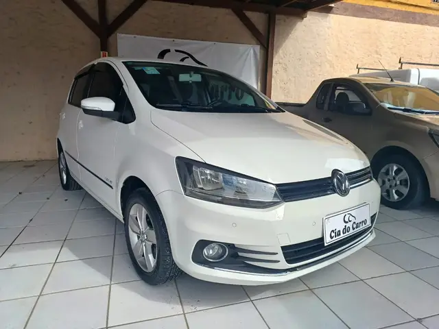 Carro Volkswagen Fox 2017 1.6 16v MSI Highline (Flex)