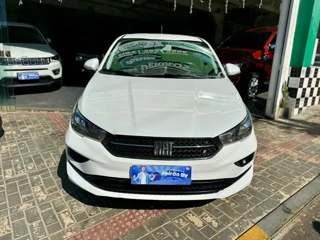 Carro Fiat Cronos 2022 Drive 1.3