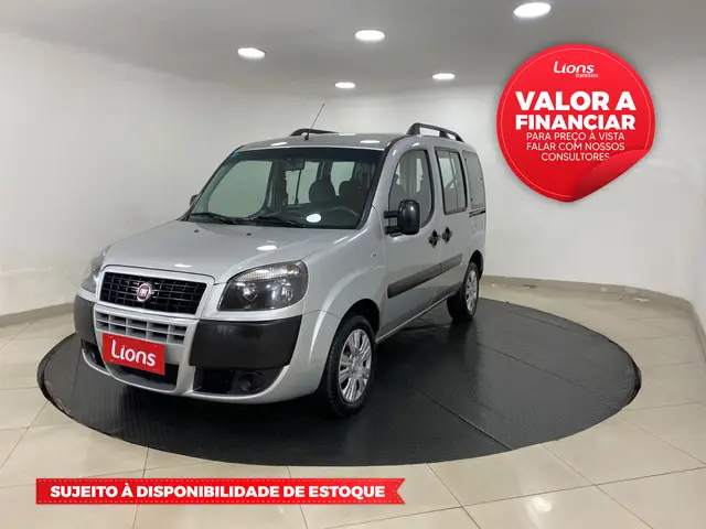 Carro Fiat Doblò 2020 Essence 1.8 16V (Flex)