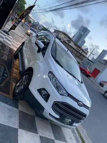 Carro Ford EcoSport 2015 Ecosport Freestyle Powershift 2.0 16V (Flex)