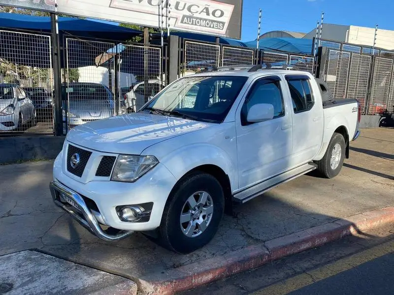 Nissan Frontier 2.3 TB CD S 4x4 Diesel Mec